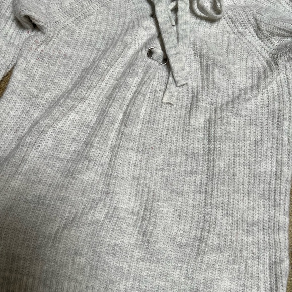 Sweater - Picture 5 of 7